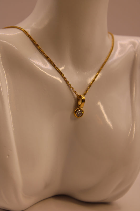 Leona Necklace