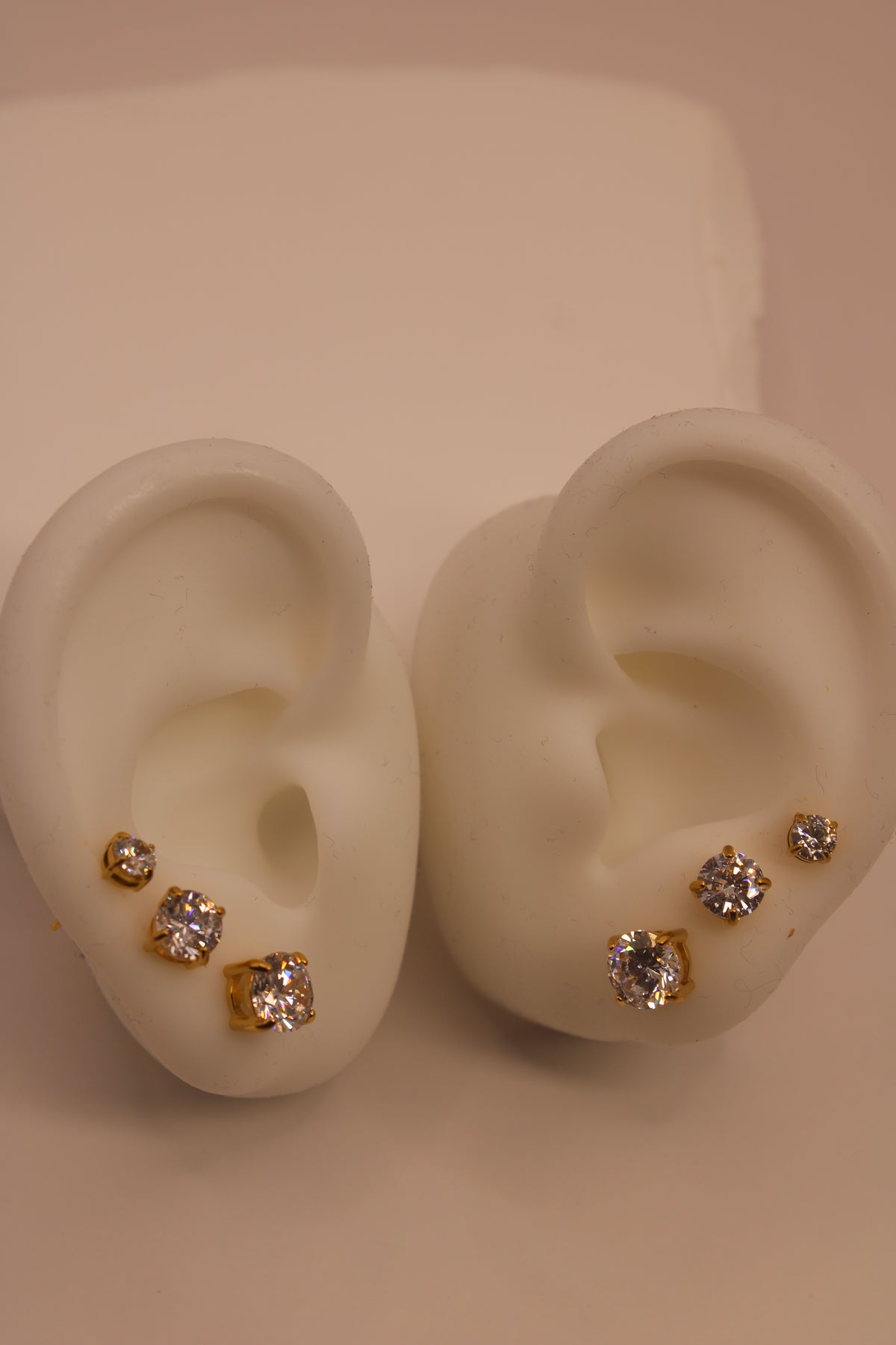 Loiusa Stud Set